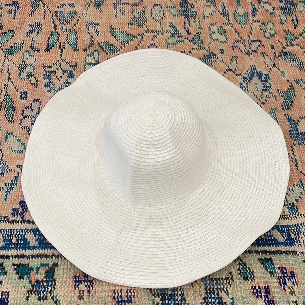 Large beach hat